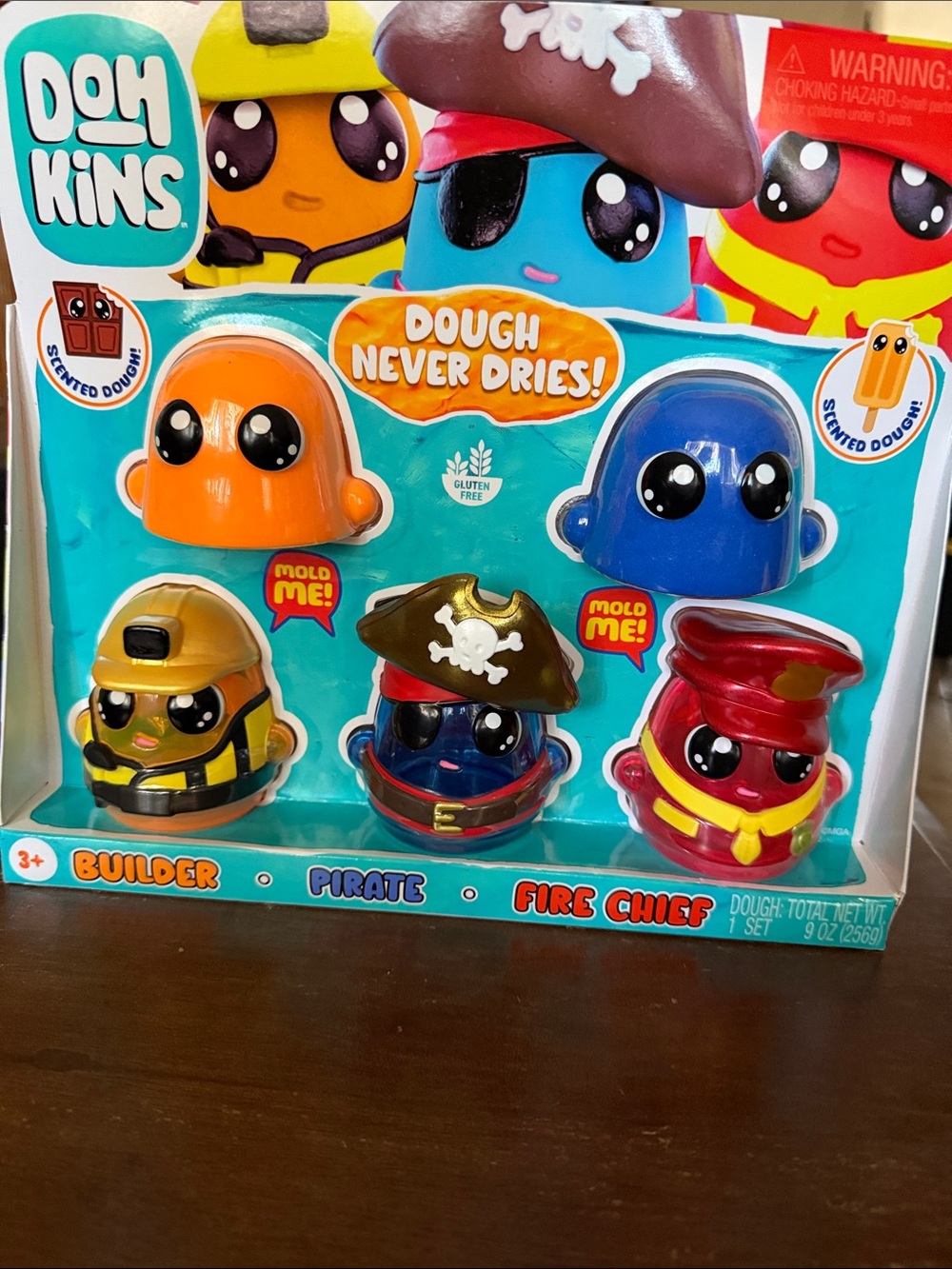 Dough Character Playset - Orange, Blue, Yellow, Red, Brown, Black